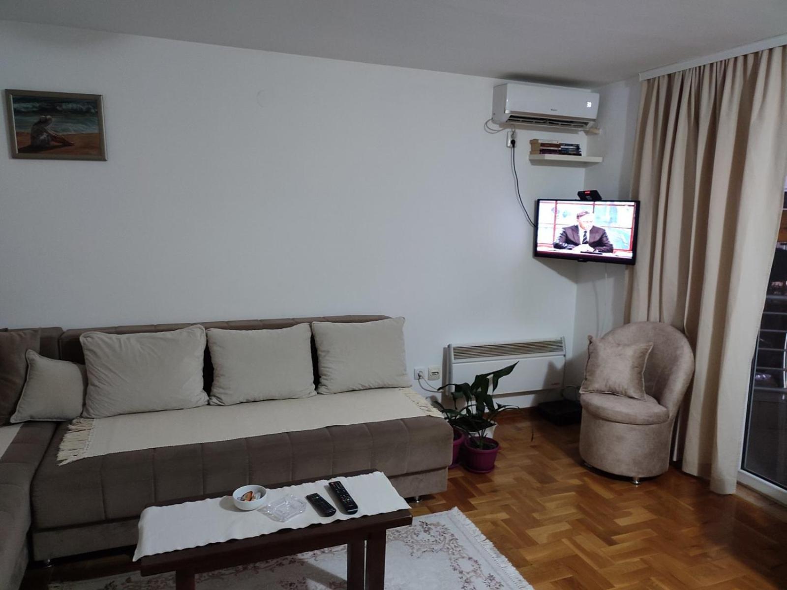 Apartment Laca Vrnjačka Banja Exterior foto